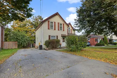 16 East Park Drive, Woodstock, On N4s 3m8