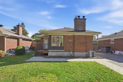 2007 Dorval Avenue, Elmvale Acres And Area, On K1g 2n6
