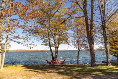 11858 Loyalist Parkway, Prince Edward County, On K0k 2t0