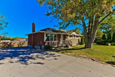 40 Jacobson Avenue, St. Catharines, On L2t 2z7