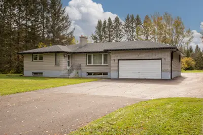 1770 Rosslyn Road, Thunder Bay, On P7k 1j3