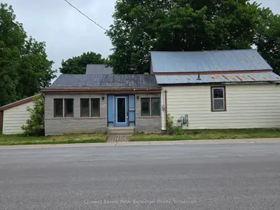 21 Peter Street, Brockton, On N0g 2v0