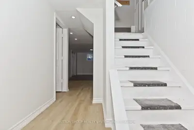(basement) 40 Jacobson Avenue, St. Catharines, On L2t 2z7