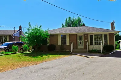 (basement) 40 Jacobson Avenue, St. Catharines, On L2t 2z7