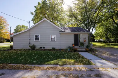 301 MAIN Street, North Middlesex, ON N0M 2H0