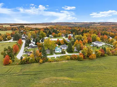 19 Addeson Street, Melancthon, On L9v 3e9