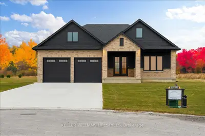126 Fraser Crescent, Lambton Shores, On N0n 1j0