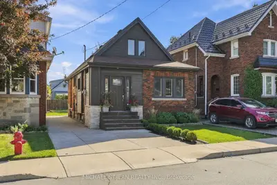 77 Houghton Avenue S, Hamilton, On L8k 2m9