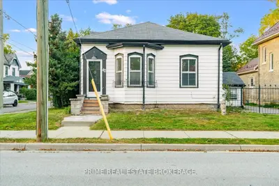 42 Bruce Street, London South, On N6c 1g6