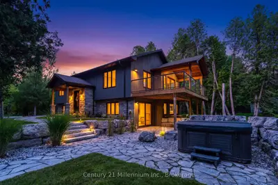 81 Parkside Avenue, South Bruce Peninsula, On N0h 2t0