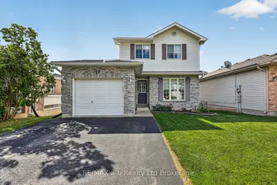 17 ROSSITER Road, Ingersoll, ON N5C 4C9