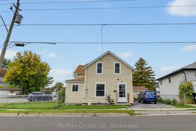 84 Moira Street E, Belleville, On K8p 2s4
