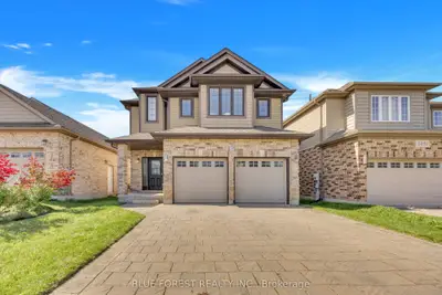 2087 Cherrywood Trail, London North, On N6h 0c8