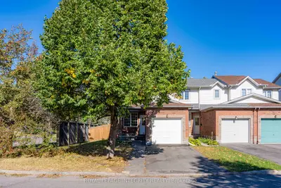 3 BINBURY Way, Hunt Club - South Keys and Area, ON K1T 4B7