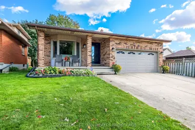 28 Country Club Lane, London South, On N6c 5r8