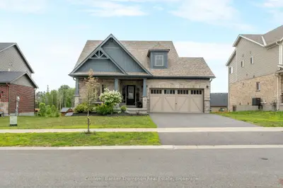 25 Woodstream Drive, Huntsville, On P1h 0b7