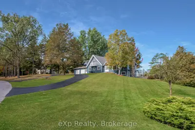 220 Lake Rosalind Road 2a, Brockton, On N4n 3b9