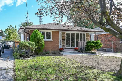331 East 17th Street, Hamilton, On L9a 4m9