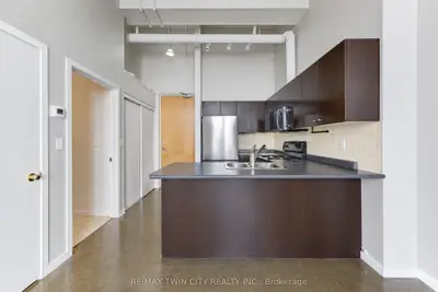 404 King Street W 405, Kitchener, On N2g 2l5