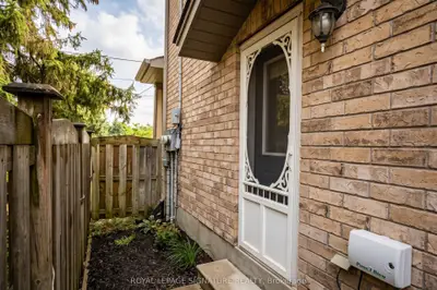 654 St David Street Main Level, Centre Wellington, On N1m 2x3