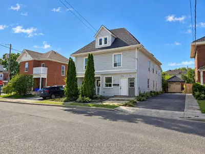 207 Stewart Street, Peterborough, On K9j 3m6