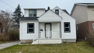 5659 Robinson Street, Niagara Falls, On L2g 2b1