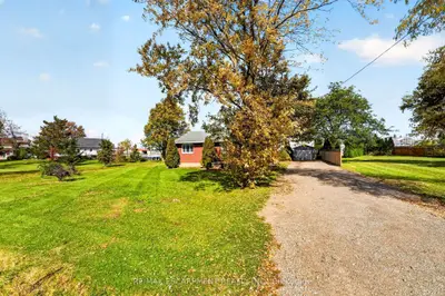 320 Mud Street, Grimsby, On L0r 1m0