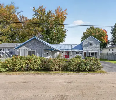 1213 Burns Drive, Laurentian Valley, On K8a 7m9
