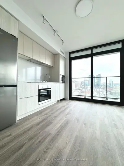 1 Jarvis Street 1310, Hamilton, On L8r 3j2