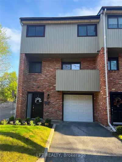 50 Greenbank Road 15, South Of Baseline To Knoxdale, On K2h 8r3