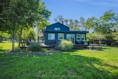 3692 Beverly Glen, Plympton-wyoming, On N0n 1e0