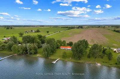 34 Bird Lake Trail, Whitewater Region, On K0j 1k0