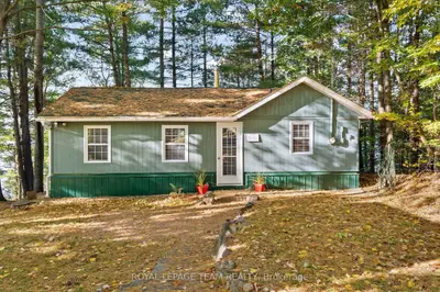 1221 Tramore Road, North Algona Wilberforce, On K0j 1x0