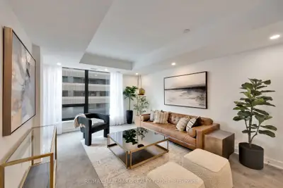 340 Queen Street 701, Ottawa Centre, On K1r 0g1