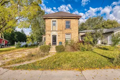 12 Temperance Street, Perth East, On N0k 1m0