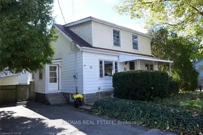 23 Bond Street S, Hamilton, On L9h 3g9