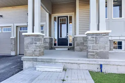 160 Country Club Drive, Loyalist, On K0h 1g0