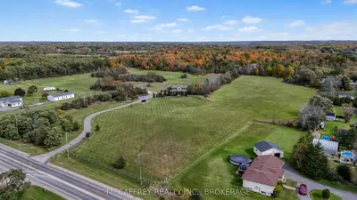 4012 Sydenham Road, Frontenac, On K0h 2t0