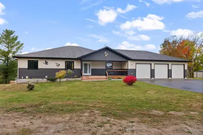 15 Hannah Street, Whitewater Region, On K0j 1c0