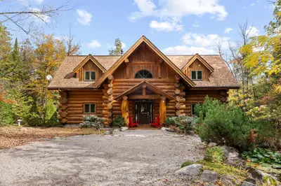1014 Salmon Lake Road, Trent Lakes, On K0l 1j0