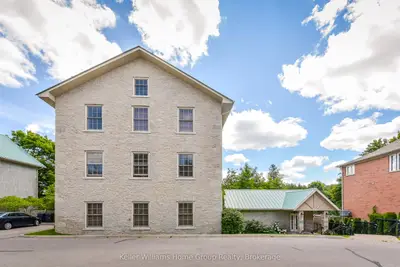 470 St Andrew Street E 102, Centre Wellington, On N1m 1r5