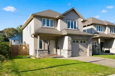 17 Lagoon Avenue, Hamilton, On L8h 7c4