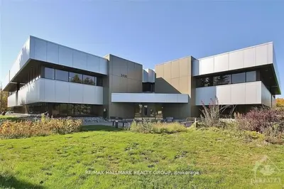2430 Don Reid Drive 205, Hunt Club - South Keys And Area, On K1h 1e1