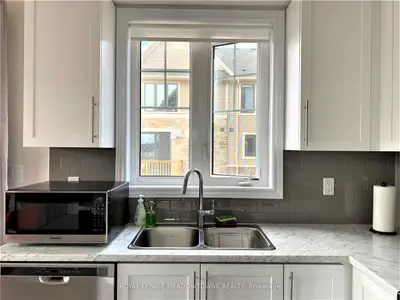 1890 Rymal Road E 132 (upper), Hamilton, On L0r 1p0