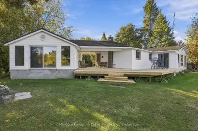 42 Willow Road, Otonabee-south Monaghan, On K9j 0e1