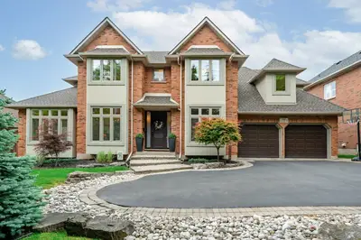 447 Golf Links Road, Hamilton, On L9g 4x6