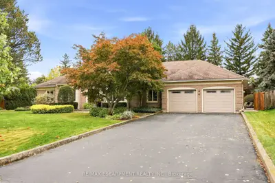 23 Cullum Drive, Hamilton, On L0r 1h2