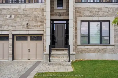 147 Ambrous Crescent, Guelph, On N1g 0e4