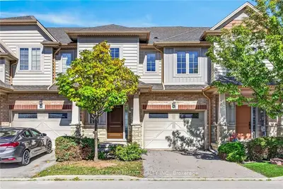 8 Lakelawn Road 22, Grimsby, On L3m 0g1