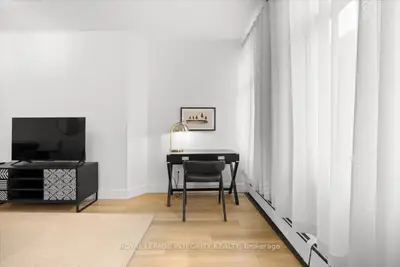 161 Laurier Avenue W 808, Ottawa Centre, On K1p 5j2